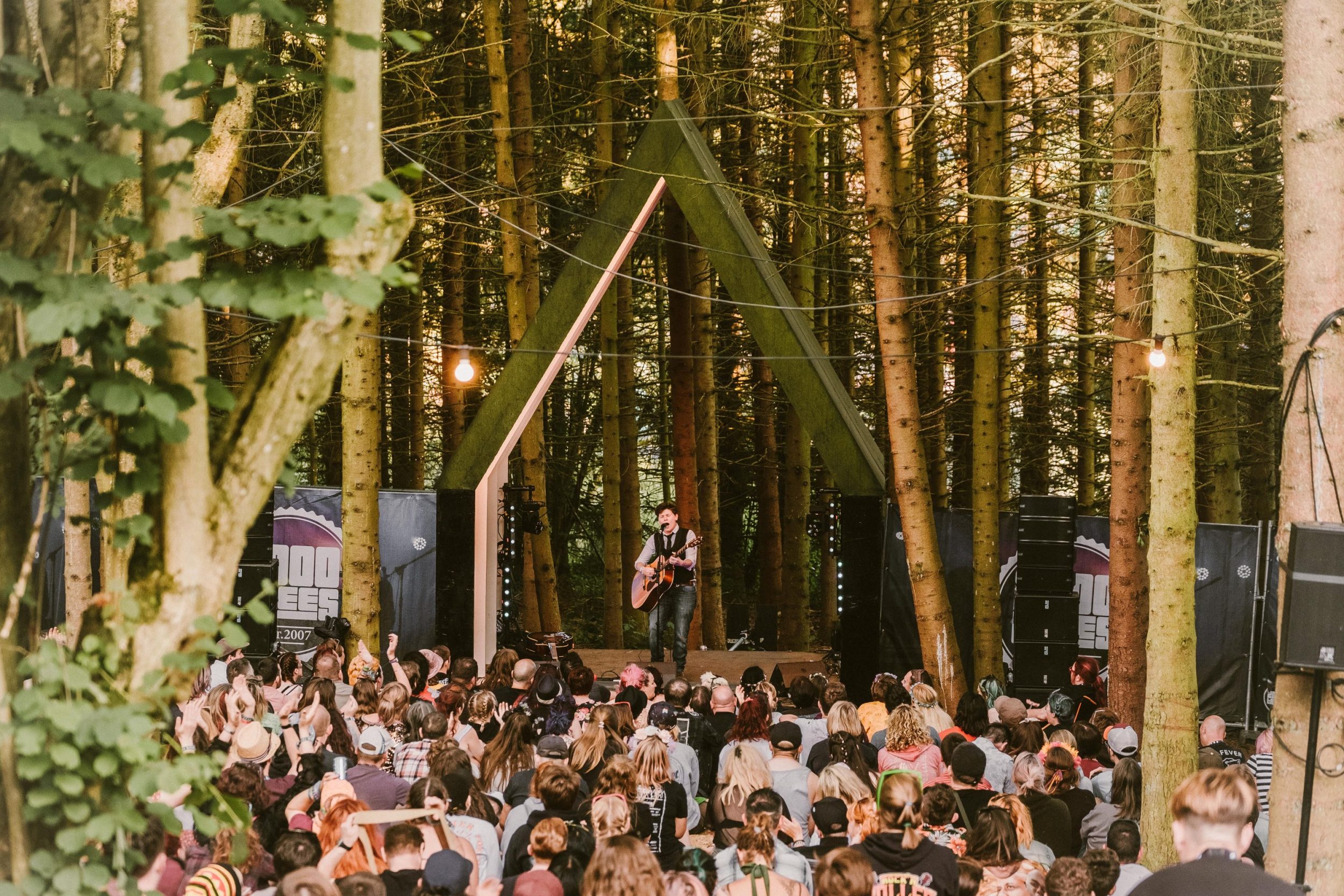 2000 Trees, Bolthole Retreats